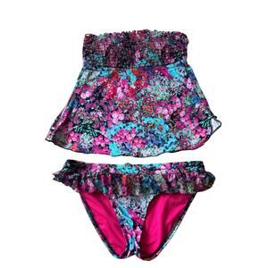 Kenneth Cole Reaction tankini suit, strapless; M bottoms, S Top, very cute!